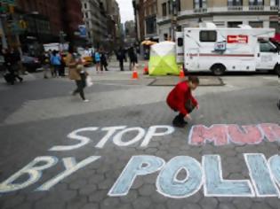 Φωτογραφία για ΗΠΑ: 102 άοπλοι Αφροαμερικανοί έπεσαν νεκροί από αστυνομικούς το '15