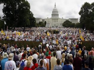Φωτογραφία για ΗΠΑ: Χιλιάδες άνθρωποι διαδήλωσαν ενάντια στην αστυνομική βία