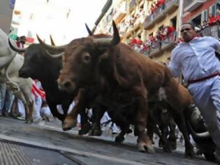 Φωτογραφία για Ένας νεκρός και δύο τραυματίες στις ταυροδρομίες της Παμπλόνα [video]