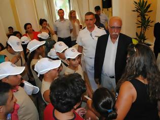 Φωτογραφία για Παρουσία ΑΝΥΕΘΑ Δημήτρη Βίτσα στην εκδήλωση υποδοχής ορφανών παιδιών από τον Λίβανο
