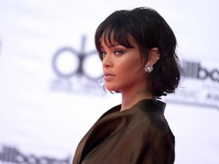 Φωτογραφία για Η Rihanna ακύρωσε την συναυλία της λόγω του τρομοκρατικού χτυπήματος στη Νίκαια - Δείτε τι ανέβασε στο διαδίκτυο [photo]