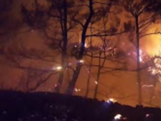 Φωτογραφία για Καίγεται για δεύτερη μέρα το Σελάκανο Ιεράπετρας