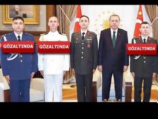 Φωτογραφία για Στη φυλακή οι 5 από τους 6 αξιωματικούς του στρατιωτικού γραφείου Ερντογάν!!!