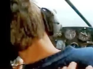 Φωτογραφία για Σαν αυτή την φάρσα που έκανε ο πιλότος δεν έχετε ξαναδεί! [video]