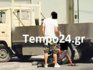 Φωτογραφία για Απίστευτο περιστατικό στο κέντρο της Πάτρας: Μεθυσμένος οδηγός φορτηγού οδηγούσε στη Γούναρη - Σταμάτησε, άνοιξε την πόρτα και...