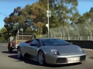 Φωτογραφία για Lamborghini Murcielago σέρνει trailer με… κατσίκια [video]