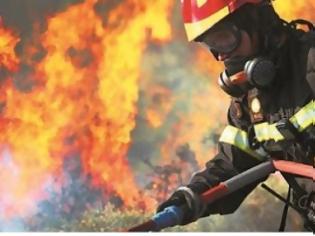 Φωτογραφία για Συναγερμός στην Πυροσβεστική – Μεγάλη πυρκαγιά πλησιάζει οικισμό [video]