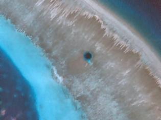 Φωτογραφία για Η βαθύτερη «μπλε τρύπα» στον κόσμο ανακαλύφθηκε στη Νότια Κίνα! [photos+video]