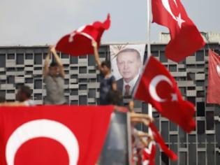 Φωτογραφία για Τρεις σημαντικοί Τούρκοι επιχειρηματίες κρατούνται στο πλαίσιο του πογκρόμ στην Τουρκία!