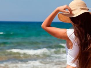 Φωτογραφία για Πως θα προστατεύσεις φυσικά τα μαλλιά σου από τον ήλιο και την υγρασία