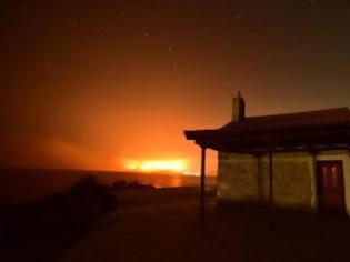 Φωτογραφία για Ολονύχτια μάχη με τις φλόγες στα νότια - Στην Αγία Γαλήνη έφτασαν οι φλόγες - Άλλες 8 φωτιές τη νύχτα