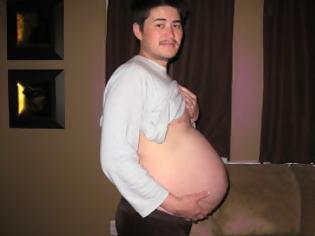 Φωτογραφία για Αυτός είναι ο πρώτος άντρας που έμεινε έγκυος!