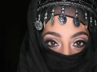 Φωτογραφία για Αυτή είναι η Μουσουλμάνα πρωταγωνίστρια ερωτικών ταινιών - Τι εξομολογείται;