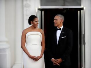 Φωτογραφία για O Ομπάμα θαυμάζει τη Μισέλ... [photos]