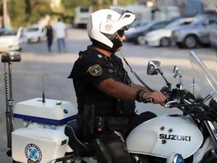 Φωτογραφία για Αστυνομικές περιπολίες σε εκκλησίες της Αθήνας - Φόβοι για εισβολή αντιεξουσιαστών