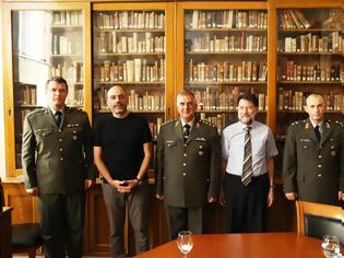 Φωτογραφία για Συνεργασία Υπηρεσίας Στρατιωτικών Αρχείων (ΥΣΑ) με την Εθνική Βιβλιοθήκη της Ελλάδος (ΕΒΕ)