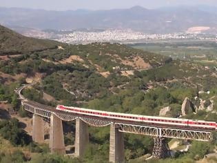 Φωτογραφία για Εκτροχιασμός εμπορικού τρένου που πραγματοποιούσε το δρομολόγιο Θεσσαλονίκη - Αθήνα!