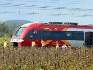 Φωτογραφία για Τρένο εκτροχιάστηκε στη Γαλλία - 10 τραυματίες