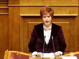 Φωτογραφία για Η υφυπουργός Εσωτερικών καταγγέλλει ότι οι Υπουργοί δεν γνωρίζουν πράγματα για τη Μακεδονία