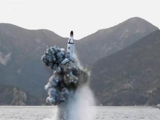 Φωτογραφία για Η Βόρεια Κορέα εκτόξευσε βαλλιστικό πύραυλο από υποβρύχιο