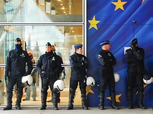 Φωτογραφία για 200 αξιωματικοί της Europol στην Ελλάδα για να εντοπίσουν τζιχαντιστές - Φόβοι για νέες τρομοκρατικές επιθέσεις