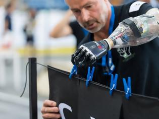 Φωτογραφία για Βιονικοί αγώνες Cybathlon: Άνθρωπος και τεχνολογία γίνονται ένα!