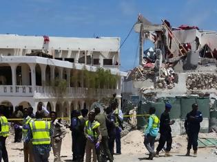 Φωτογραφία για Πέντε νεκροί στρατιώτες στην έκρηξη στη Σομαλία - Την ευθύνη ανέλαβαν ισλαμιστές αντάρτες