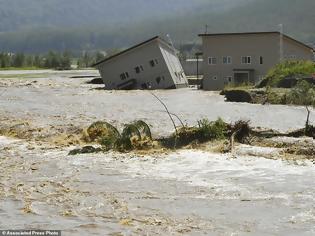 Φωτογραφία για Έντεκα νεκροί και καταστροφές από τον τυφώνα Lionrock στην Ιαπωνία [video]