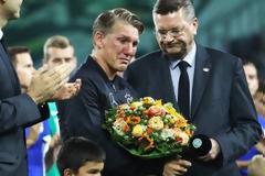 Πλάνταξε στο κλάμα ο Σβάινσταϊγκερ στο τελευταίο του ματς με την Εθνική Γερμανίας  [video]
