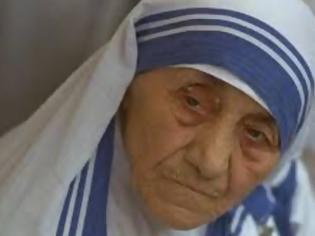Φωτογραφία για Μητέρα Τερέζα: Η ΣΚΟΤΕΙΝΗ πλευρά μιας Αγίας... [video]
