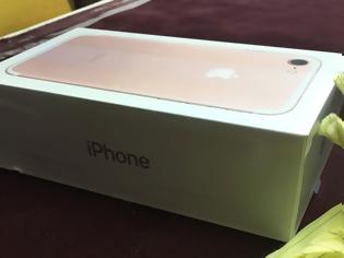 Φωτογραφία για Η Συσκευασία του iPhone 7 και τα αινίγματα που κρύβει