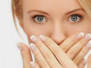 Φωτογραφία για Κακοσμία στόματος: Πώς να την αντιμετωπίσεις