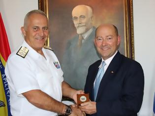 Φωτογραφία για Συνάντηση Α/ΓΕΕΘΑ με τον Admiral (ret) James Stavrides