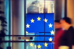 Ενισχύεται η διαφάνεια στις συναντήσεις των αξιωματούχων της ΕΕ