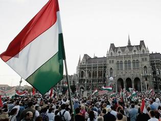 Φωτογραφία για Οι Ούγγροι ψηφίζουν αύριο αν θέλουν πρόσφυγες