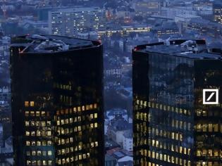 Φωτογραφία για WSJ: Ξετυλίγοντας το κουβάρι των 42 τρισ. παραγώγων της Deutsche Bank