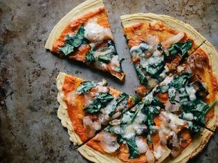 Φωτογραφία για Η συνταγή για πίτσα χωρίς ζύμη που θα σε ξετρελάνει!
