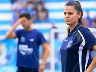 Φωτογραφία για Ιστορία γράφει η Σαββίδου: Η πρώτη Ελληνίδα προπονήτρια σε αντρική ομάδα Γ' Εθνικής [video]