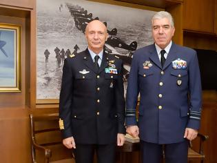 Φωτογραφία για Συνάντηση Αρχηγού ΓΕΑ με τον Αρχηγό της Ιταλικής Πολεμικής Αεροπορίας