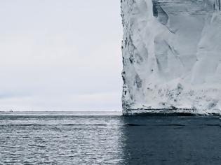 Φωτογραφία για Η σκιά ενός παγόβουνου χωρίζει… τον κόσμο σε τεταρτημόρια!