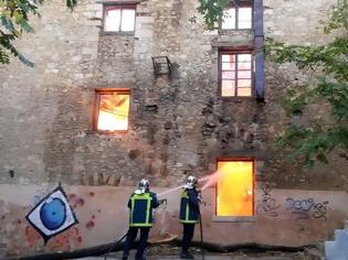 Φωτογραφία για Παρανάλωμα του πυρός οι… Αλευρόμυλοι Καστρινάκη – Η ιστορία πίσω από το εγκαταλελειμμένο κτίριο [video]