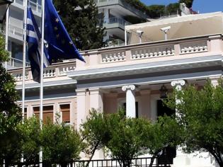 Φωτογραφία για ΜΑΞΙΜΟΥ: Η Ν.Δ. ΝΑ ΜΗΝ ΕΜΠΛΕΚΕΙ ΤΟ ΕΣΡ ΣΤΙΣ ΠΟΛΙΤΙΚΕΣ ΕΠΙΔΙΩΞΕΙΣ