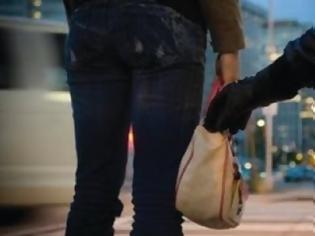 Φωτογραφία για Ηράκλειο: Άρπαξε με τη βία την τσάντα μιας γυναίκας – Λίγο αργότερα φόρεσε χειροπέδες