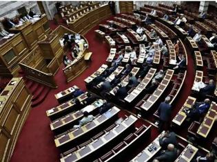 Φωτογραφία για Νέα μάχη στη Βουλή για τις τηλεοπτικές άδειες - Σκεπτικισμός στην κυβέρνηση