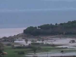 Φωτογραφία για Κλιμάκιο καταγραφής των ζημιών του δήμου Ναυπάκτου  - Καταστροφές και Τεράστιες εύθυνες [video]