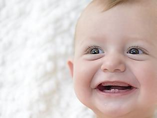 Φωτογραφία για 10 πράγματα που πρέπει οπωσδήποτε να ξέρετε για τα δόντια του μωρού σας