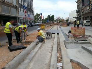 Φωτογραφία για Επέκταση Τραμ προς Πειραιά: Μάχη για να τελειώσουν τα έργα στο κέντρο, κριτική από το Δήμο