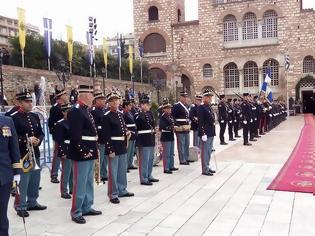 Φωτογραφία για Πλήθος κόσμου και επίσημοι στον Ι.Ν. Αγ. Δημητρίου για τη γιορτή του Πολιούχου της Θεσσαλονίκης