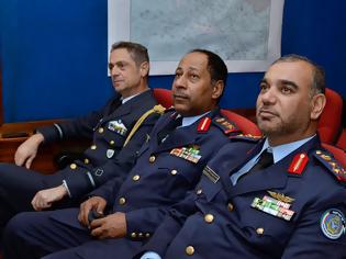 Φωτογραφία για Επίσκεψη του Υπαρχηγού ΓΕΑ και Αντιπροσωπείας Αξιωματικών της Πολεμικής Αεροπορίας του Κράτους του Κουβέιτ στην 114ΠΜ