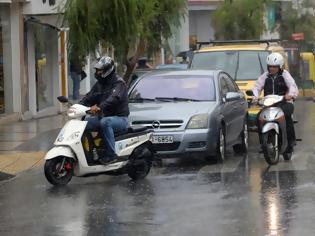 Φωτογραφία για Η βροχή έφερε προβλήματα στην Κρήτη - Πού καταγράφονται ήδη υψηλά ύψη βροχής